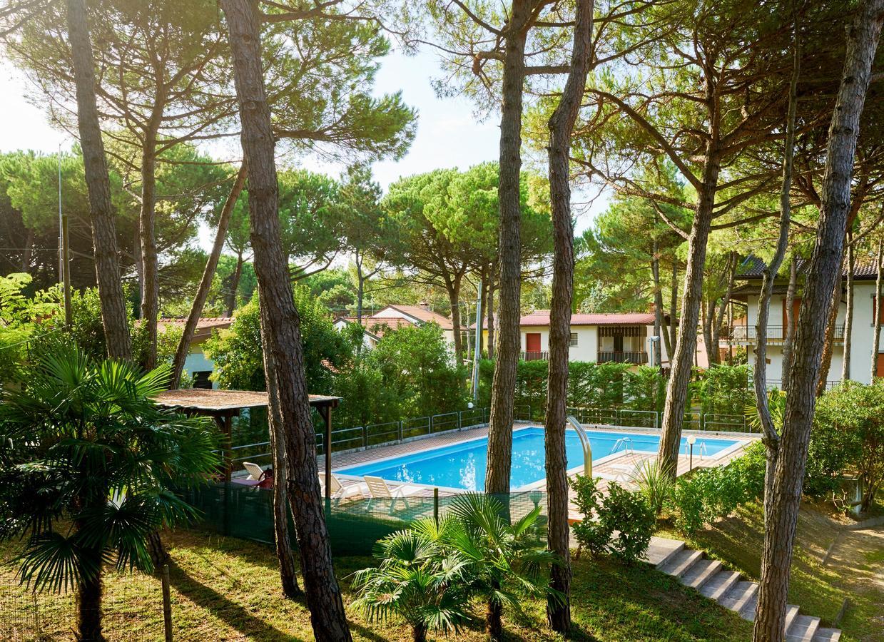 G/Hotel Lignano Lignano Sabbiadoro Exteriör bild